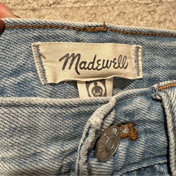MADEWELL The Perfect Jean Short in Balsam Wash: TENCEL Denim Edition Sz. 26 - Picture 3 of 9